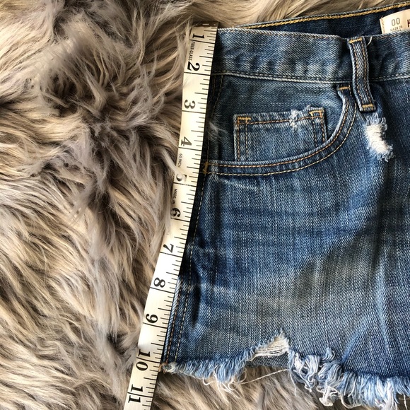 Hollister high-waists distressed denim shorts - Picture 7 of 8